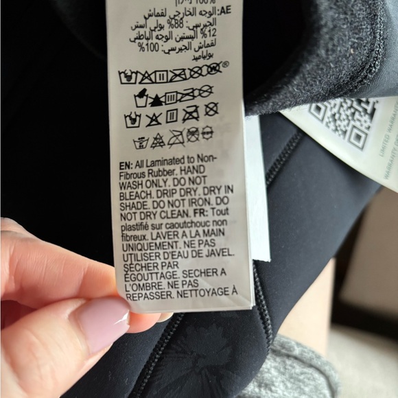 ROXY Women’s Wetsuit *4* *NWT* - Picture 6 of 6